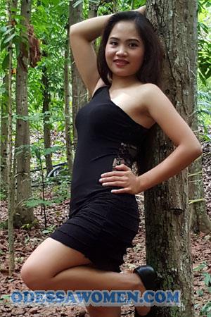 152077 - Juvilyn Age: 30 - Philippines