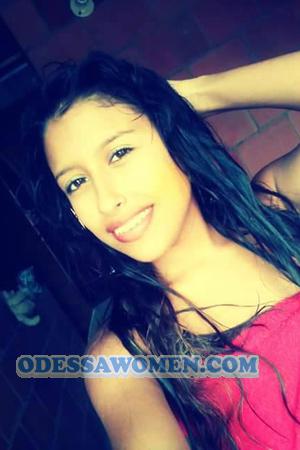 156922 - Paula Age: 29 - Colombia