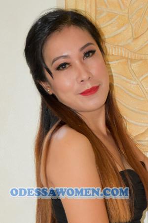 166047 - Rowena Age: 41 - Philippines
