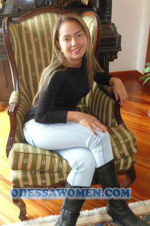 166404 - Yerlis Age: 36 - Colombia