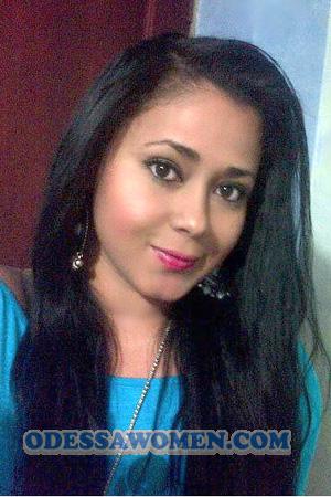 170503 - Liceth Age: 36 - Colombia