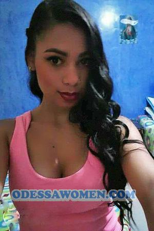 173793 - Viviana Age: 26 - Colombia