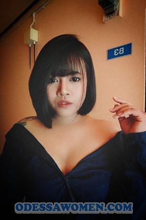 195502 - Butsarin Age: 30 - Thailand