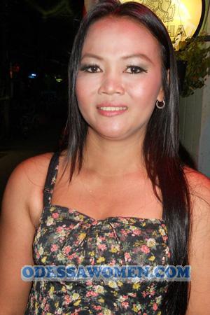 195628 - Jarinya (Yo) Age: 51 - Thailand