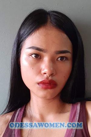 195630 - Tadsaneewan (Pokky) Age: 27 - Thailand