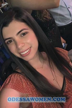 195904 - Laura Age: 29 - Colombia