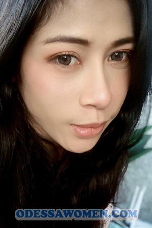 196338 - Kanyarat (Ram) Age: 40 - Thailand