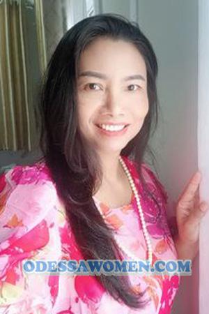 200470 - Phunyanuch Age: 54 - Thailand