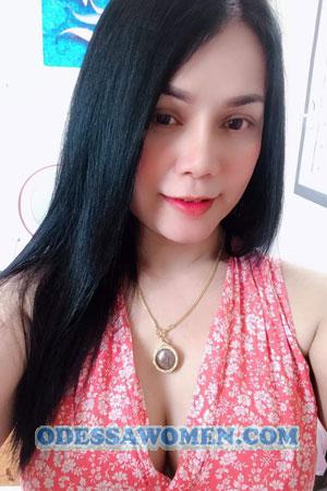 201346 - Chomphunuch Age: 47 - Thailand