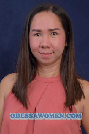 203542 - Elvie Age: 36 - Philippines