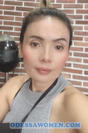 203720 - Jenjira Age: 45 - Thailand