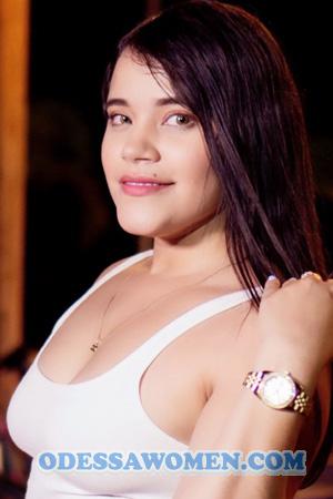 203841 - Paula Age: 31 - Colombia
