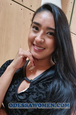 204160 - Jessica Age: 33 - Colombia