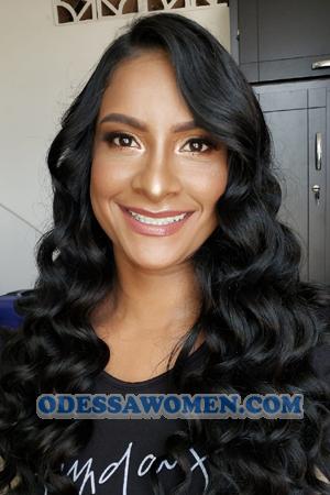 205243 - Daniela Age: 35 - Colombia