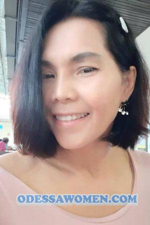 205261 - Phatchareeya Age: 55 - Thailand