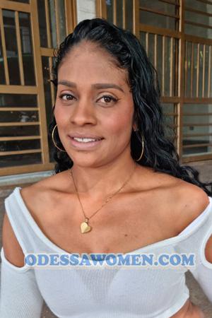 207174 - Emilia Age: 40 - Colombia