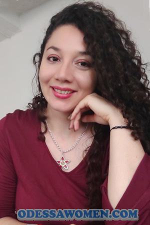 207324 - Jessica Age: 37 - Colombia