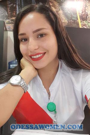 208175 - Luzbeth Age: 26 - Peru