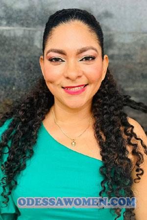 209839 - Andrea Age: 35 - Colombia