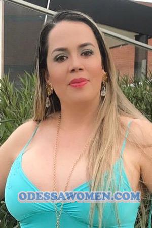 210422 - Tania Age: 44 - Colombia