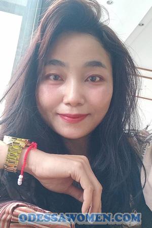 211650 - Waranrat Age: 45 - Thailand