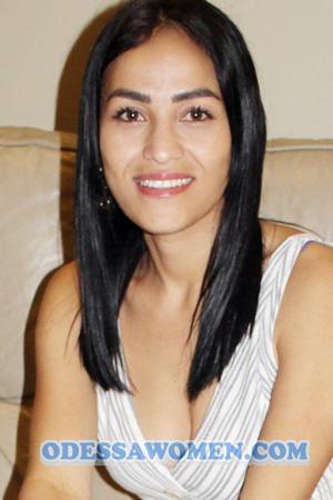 211853 - Tania Age: 34 - Costa Rica