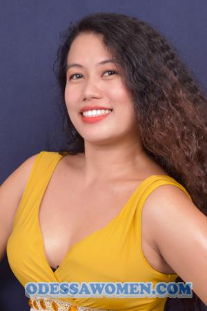 212774 - Dindi Marie Age: 27 - Philippines