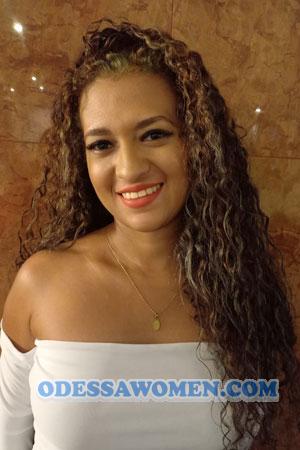 213752 - Leidy Age: 33 - Colombia