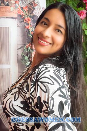 214902 - Jennifer Age: 32 - Peru