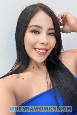 215253 - Daniela Age: 26 - Colombia