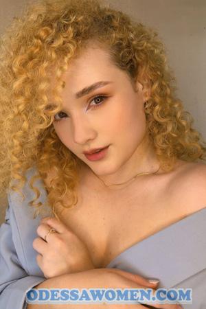 215550 - Scarlet Age: 26 - Colombia