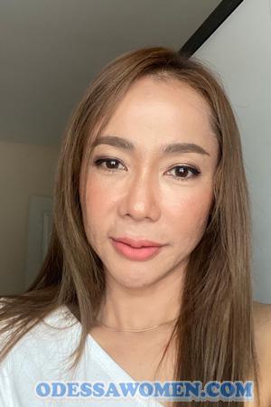 217291 - Somruedee Age: 51 - Thailand