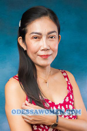 217682 - Naiyana Age: 52 - Thailand