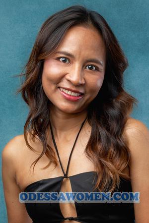 218337 - Thanitsara Age: 44 - Thailand