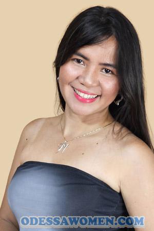 220446 - Maricel Age: 37 - Philippines
