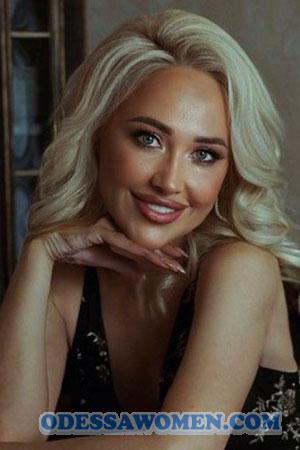 221137 - Anastasiia Age: 35 - Ukraine