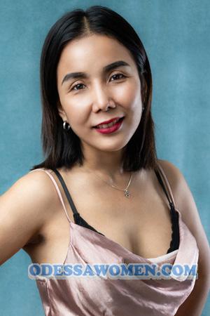 222388 - Siriraiya Age: 41 - Thailand