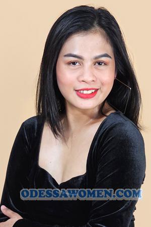 222806 - Marialle Age: 21 - Philippines