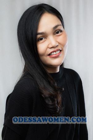 223057 - Manwika Age: 42 - Thailand