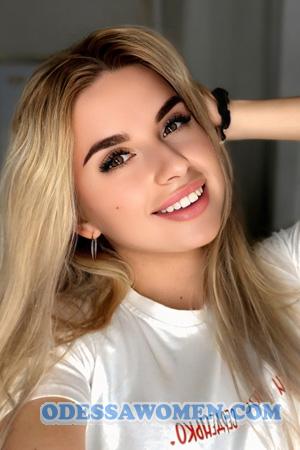 224101 - Anastasiia Age: 23 - Ukraine