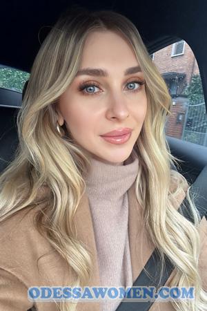 224353 - Anastasiia Age: 33 - Ukraine
