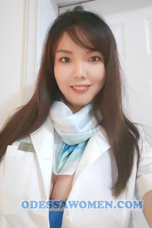 224412 - Lily Age: 35 - China