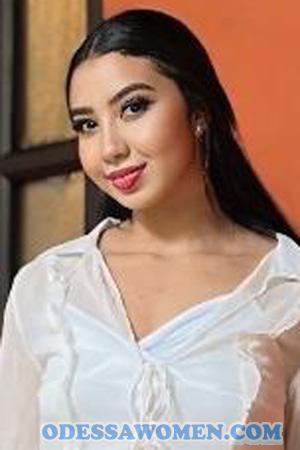 224711 - Paula Age: 25 - Colombia