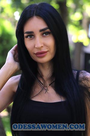 225090 - Iryna Age: 32 - Ukraine