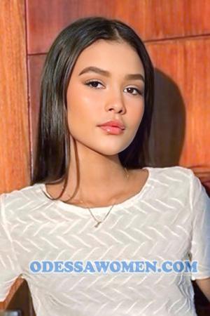 225360 - Livyhen Age: 19 - Colombia