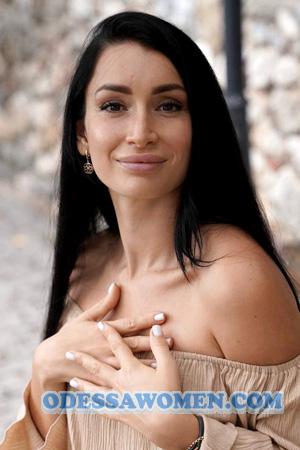 225400 - Elina Age: 30 - Ukraine