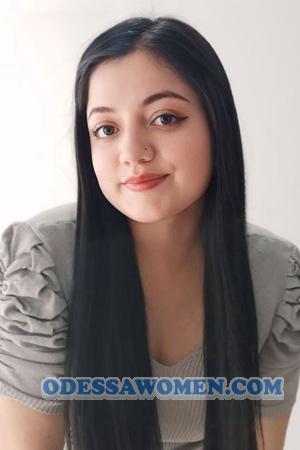 225604 - Laura Age: 29 - Colombia