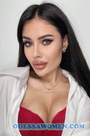 226063 - Anastasiia Age: 26 - Ukraine