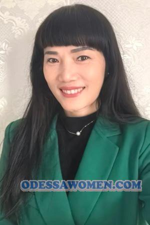 226203 - Xiaolan Age: 56 - China