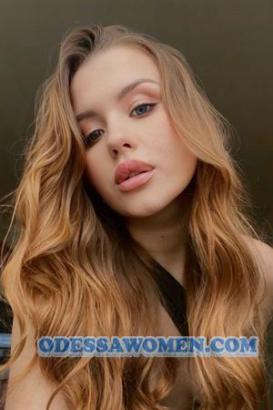 226295 - Viktoriia Age: 21 - Ukraine